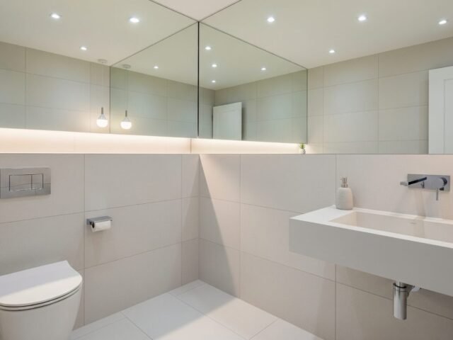 primary suites & bedrooms