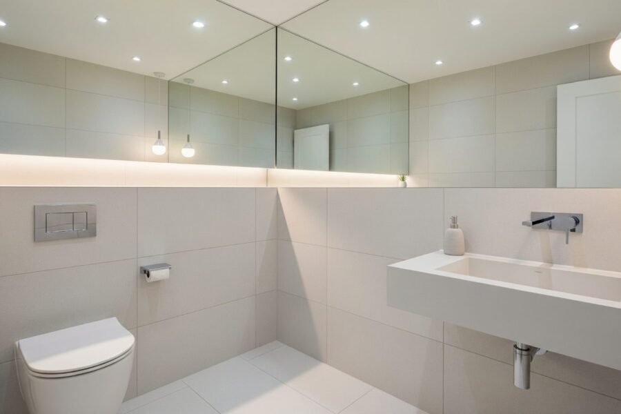 primary suites & bedrooms