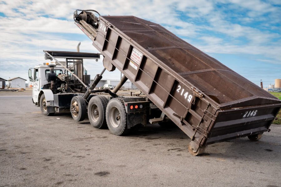 A Practical Guide to Managing Waste During Home and Construction Projects